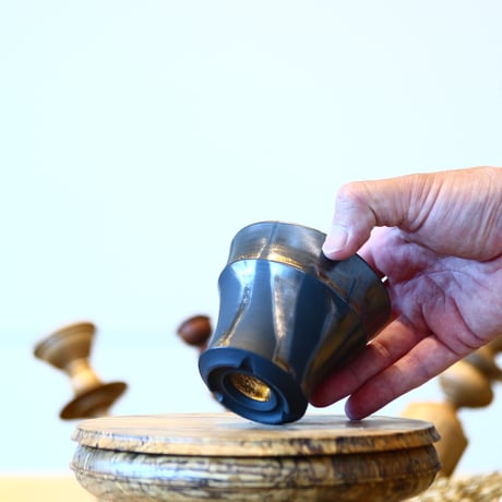 Yuta Uchida〝gold glaze″ / humanity pot    no514-U18