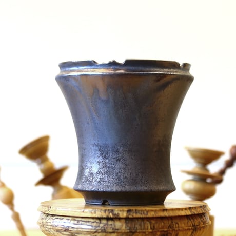 HUM / humanity pot     no.625-136