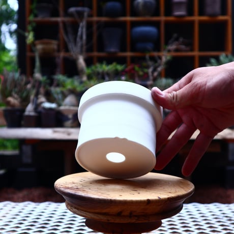 Kazuhiro  Arima〝silk″ ／ humanity pot       no.570
