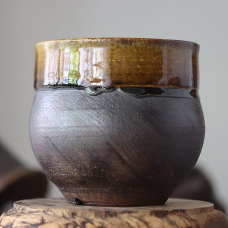 Masato Akutsu〝brown glaze″ / humanity pot    no.609-25