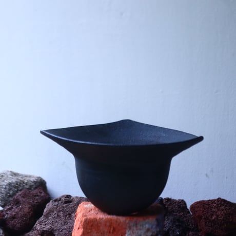 Kaori  Ono 〝blacca″   /   humanity pot       no.51025