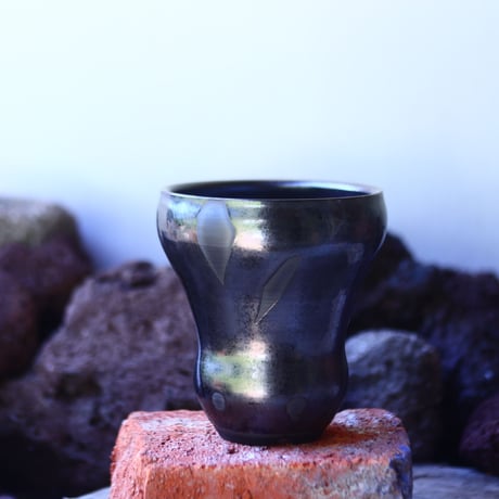 Yuta  Uchida 〝black  glaze″   /   humanity pot       no.42548