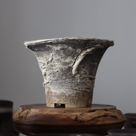 Masato Akutsu / graffito / humanity pot    no.512-12