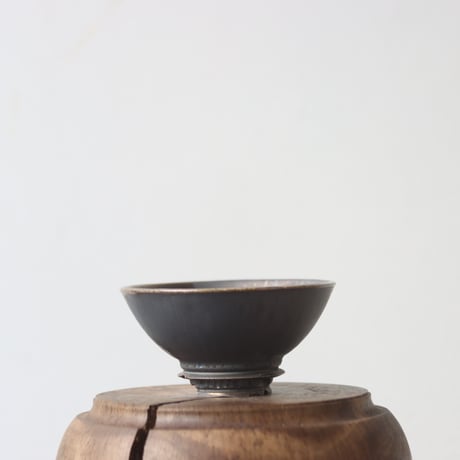 たけろうポット / 大鉢 / シロサビ+ミドリ【イベント限定鉢】(C) たけろうポット / 大鉢 / シロサビ+ミドリ【イベント限定鉢】(C)