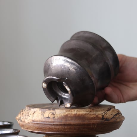 Atsushi Funakushi / black iron / humanity pot     no.512-42