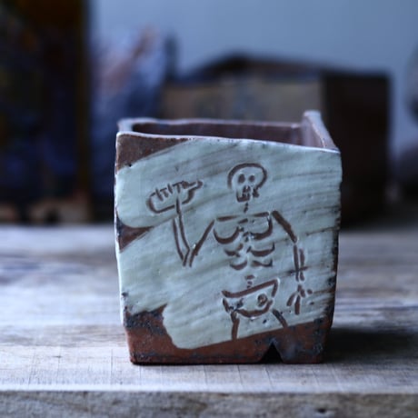 Andrew  Gemrich  〝calavera″   /   humanity pot       no.91312