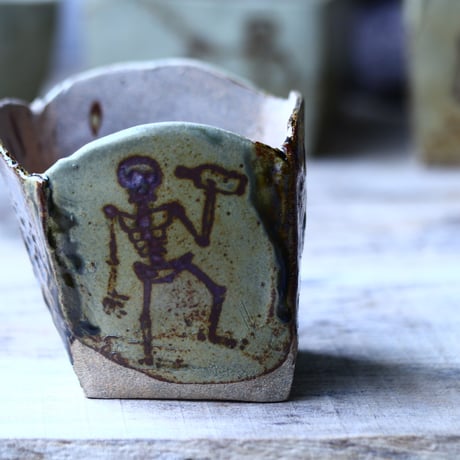 Andrew  Gemrich  〝calavera″   /   humanity pot       no.91321