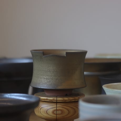 HUM / humanity pot  no.1124-29