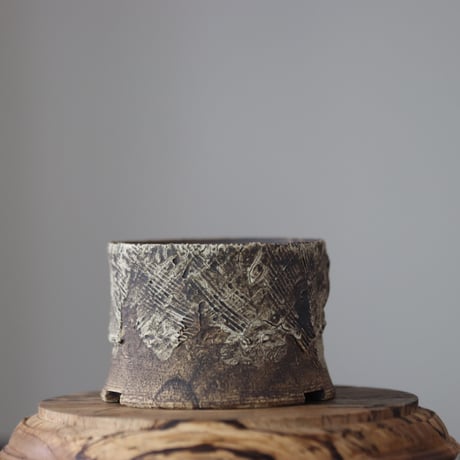 Masato Akutsu〝graffito″ / humanity pot    no.609-72