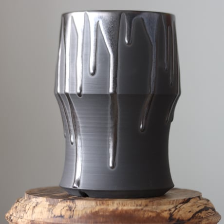 Yuta Uchida / black glaze / humanity pot     no.512-77