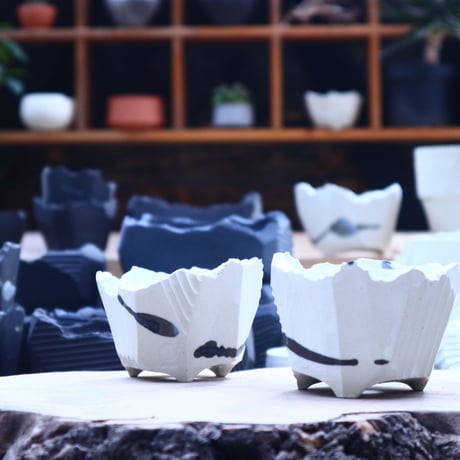 N/OH   澪標  盆栽鉢  XS  / matt White (dripping Black)  no.40438