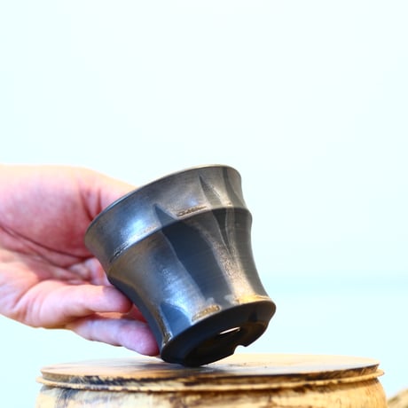 Yuta Uchida / gold glaze / humanity pot    no.1231-38