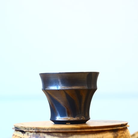Yuta Uchida / gold glaze / humanity pot    no.1231-39