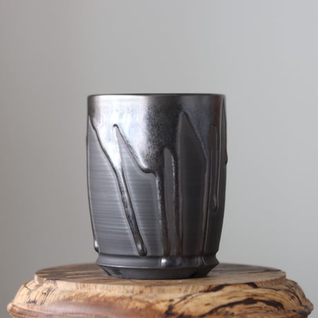 Yuta Uchida / black glaze / humanity pot     no.512-67