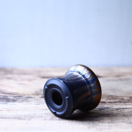 Yuta  Uchida 〝gold  glaze″   /   humanity pot       no.80206