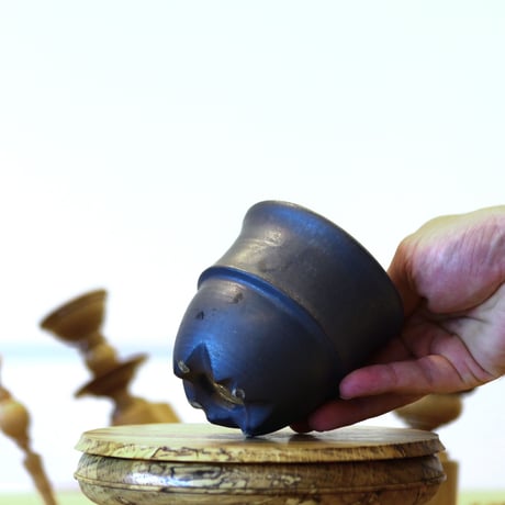 HUM / humanity pot     no.625-60