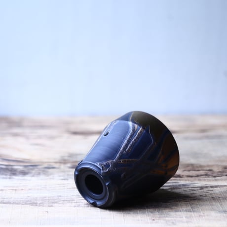 Yuta  Uchida 〝gold  glaze″   /   humanity pot       no.80209