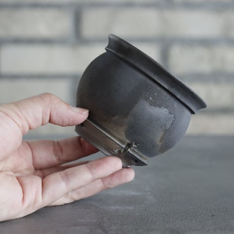 takero pot / mushikui / 炭化焼成 (3号)  no.531-103