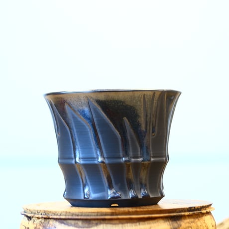 Yuta Uchida / black glaze / humanity pot    no.1231-20