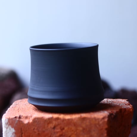 Yuta  Uchida 〝black  clay″   /   humanity pot       no.510-45