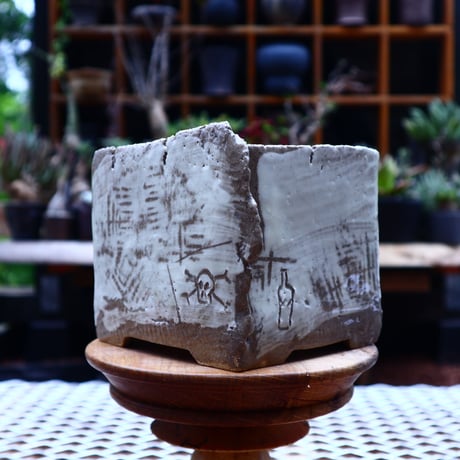 Andrew  Gemrich  〝calavera″   /   humanity pot     no.501