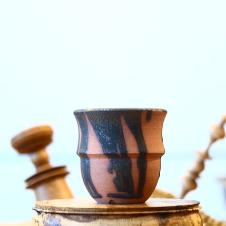 HUM / humanity pot     no.114-10