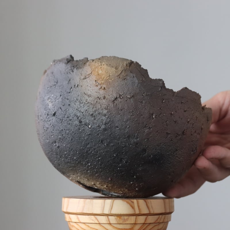 たけろうポット/ チギリ / スミ / LL no.623-69 | 芽の巣山