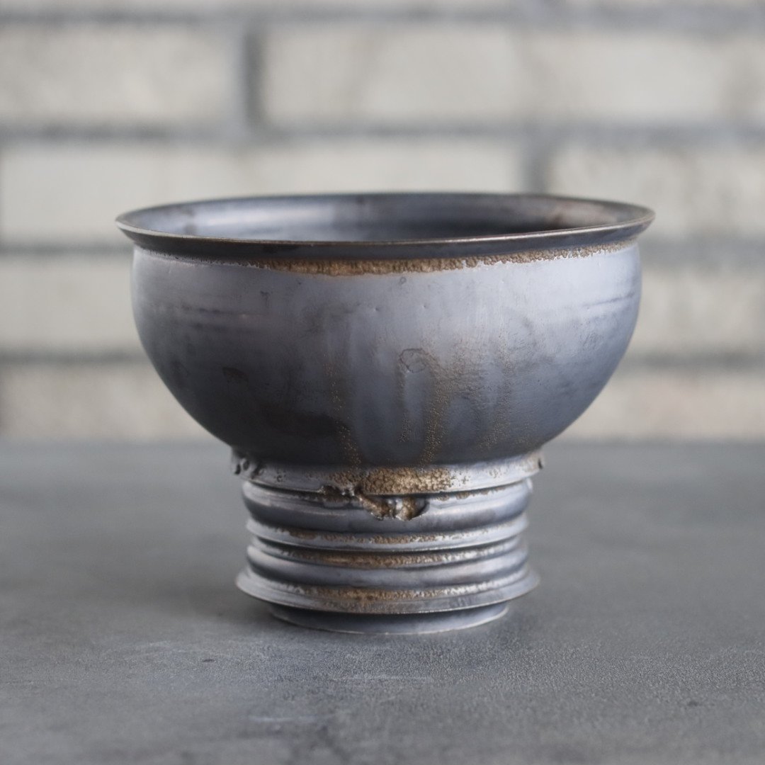 takero pot / mushikui / テツ (4.5号) no.531-2 | 芽の巣山
