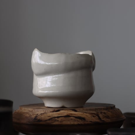 Mie Maeda / blanco / humanity pot    no.512-20
