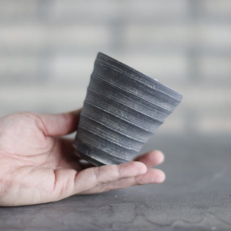 Yuta Uchida / black clay / humanity pot (3号)  no.831-127