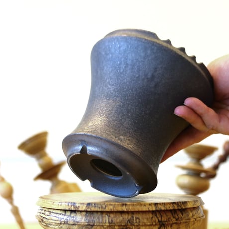 HUM / humanity pot     no.625-135