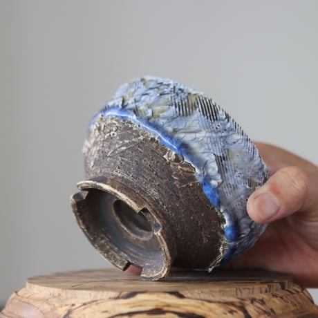 Masato Akutsu〝graffito″ / humanity pot    no.609-82