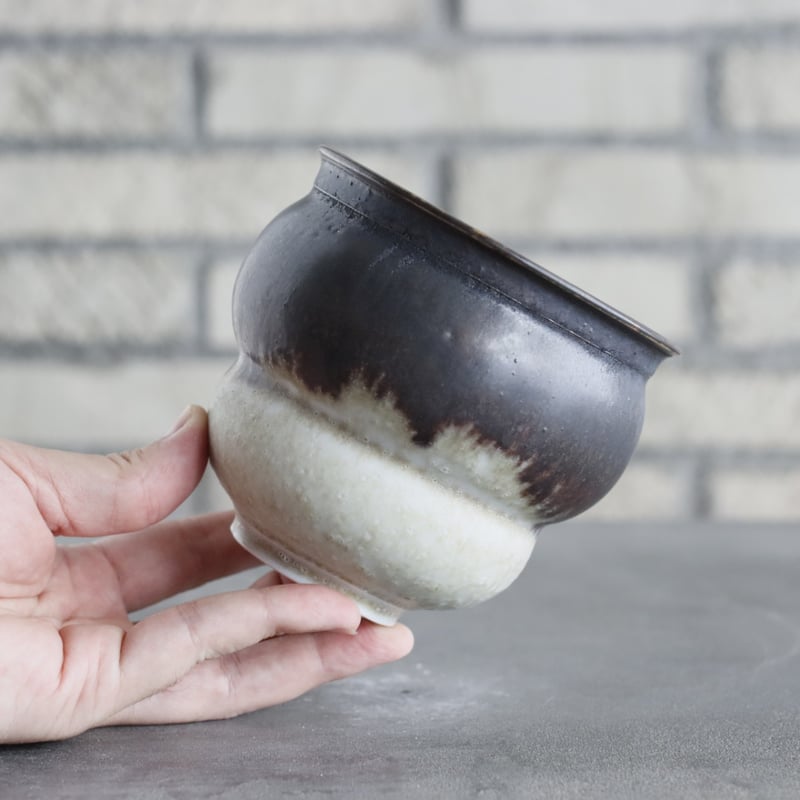 湖南焼／灰器／作者・松山。【桐箱付き、未使用品　昭和ノスタルジー】。 皿（13号）・月に鳥 ／ 松龍（☆ 初代古青） - 【九谷古青窯