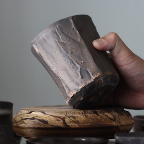 Kaori Ono / bronzo / humanity pot     no.512-27