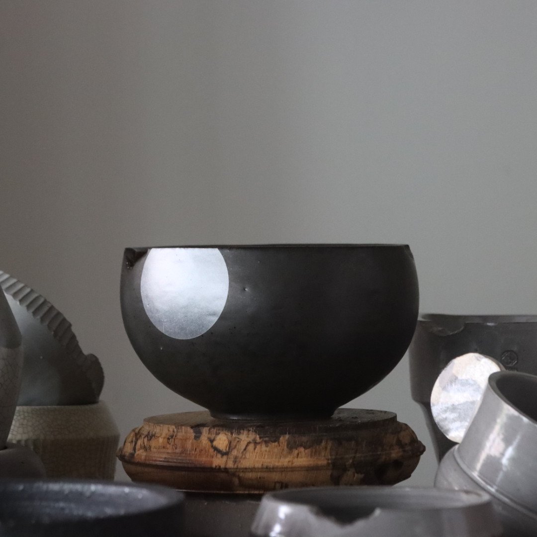 N/OH / コロ鉢 / Black + Moon / S no.1027-21 | 芽の巣山