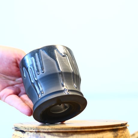 Yuta Uchida / black glaze / humanity pot    no.1231-6