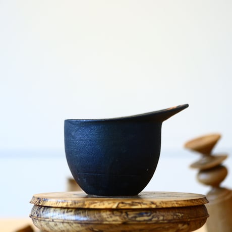 Kaori Ono〝blacca″ / humanity pot    no521-O8