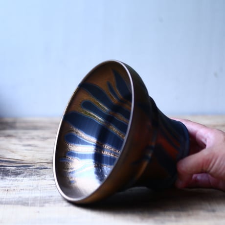 Yuta  Uchida 〝gold  glaze″   /   humanity pot       no.80268