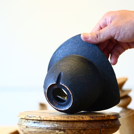 Kaori Ono〝blacca″ / humanity pot    no521-O5