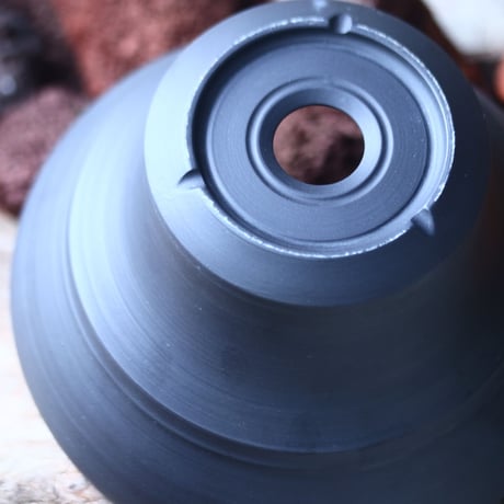 Yuta  Uchida 〝black  clay″   /   humanity pot       no.510-1