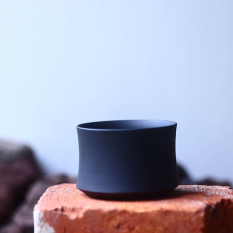 Yuta  Uchida 〝black  clay  mini″   /   humanity pot       no.510-64