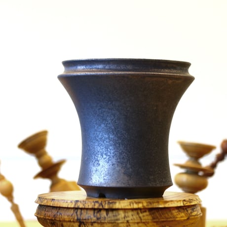 HUM / humanity pot     no.625-127