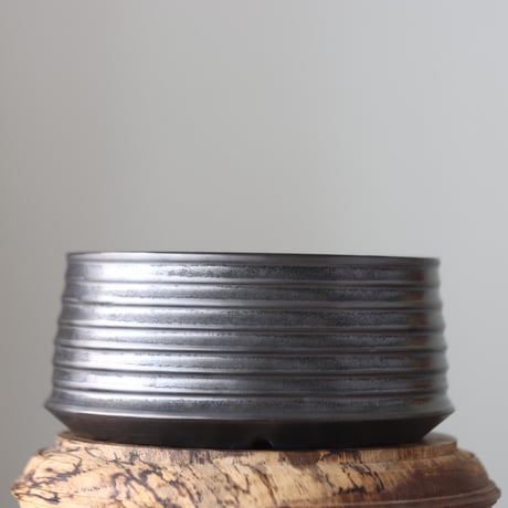 Yuta Uchida / black glaze melt / humanity pot     no.512-88