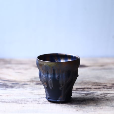 Yuta  Uchida 〝gold  glaze″   /   humanity pot       no.80208