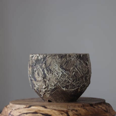Masato Akutsu〝graffito″ / humanity pot    no.609-77