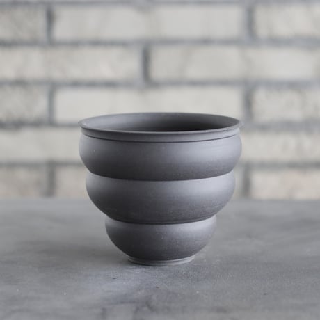 CATEGORY 4号鉢 | 芽の巣山