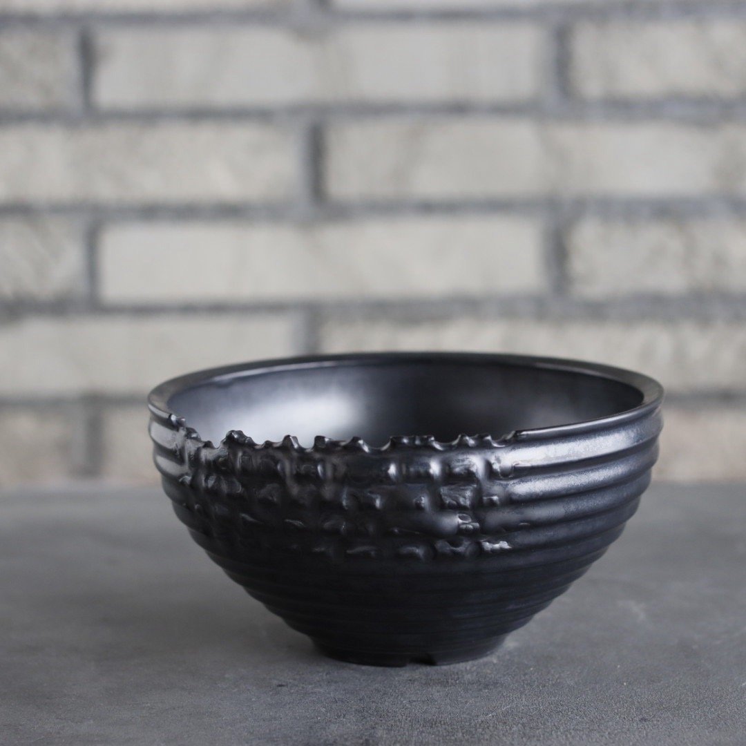 Yuta Uchida / black glaze melt / humanity (5.5