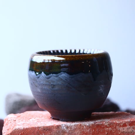 Masato  Akutsu 〝brown glaze″   /   humanity pot       no51004