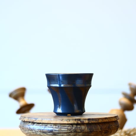 Yuta Uchida〝gold glaze″ / humanity pot    no514-U18