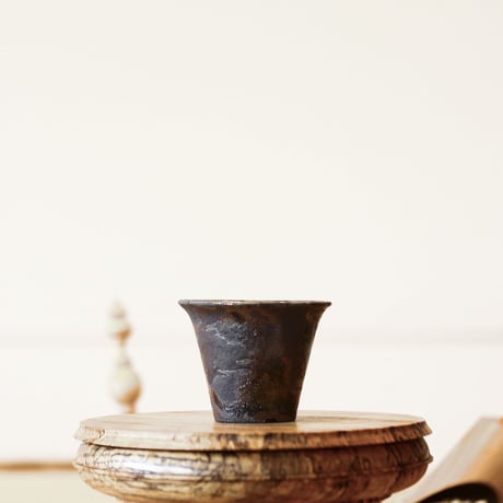 Kazuhiro Arima〝black bite″ / humanity pot    no507-75